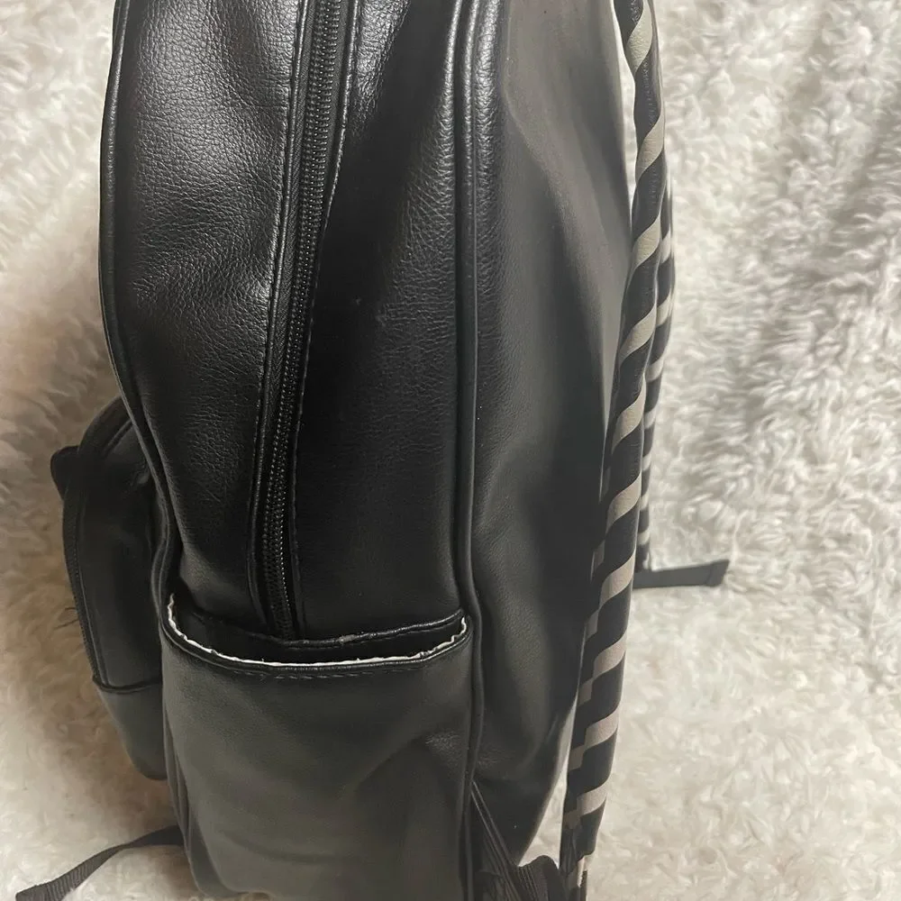 Betsey Johnson synthetic Black Cat Face pick a boo Medium Backpack.